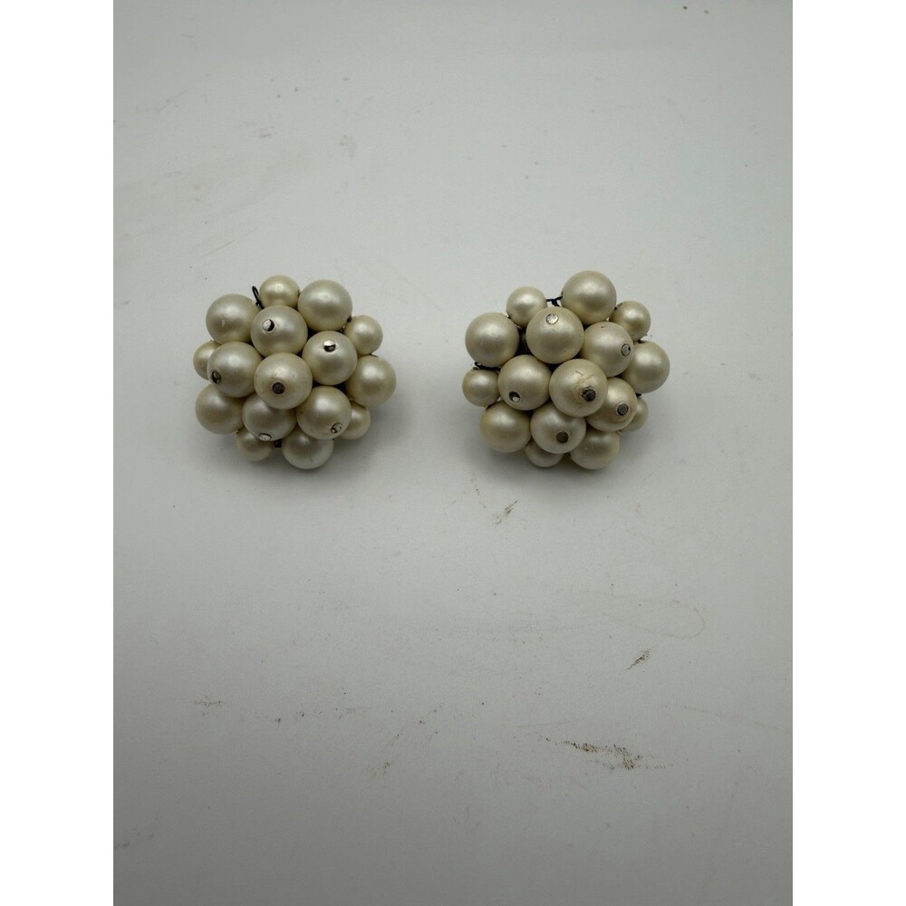 Vintage Faux Pearl Cluster Clip On Earrings Cream Beaded Costume Jewelry